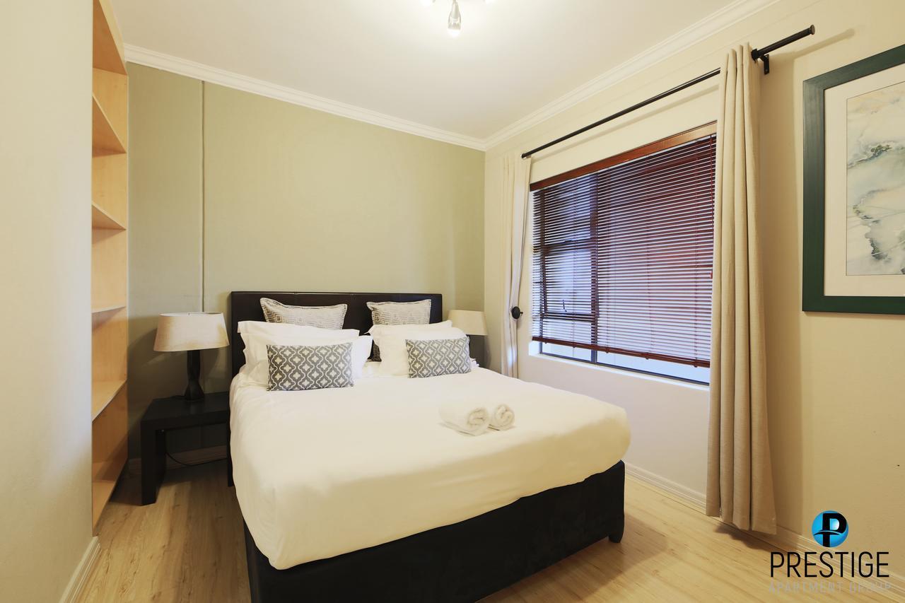 เพรสทีจ อพาร์ตเมนต์ แซนด์ตัน แอท เวสต์พอยต์ Apartment โจฮันเนสเบิร์ก ภายนอก รูปภาพ